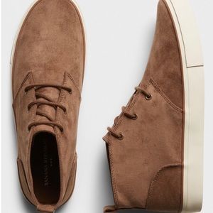 NEW Chukka Sneakers deep brown men’s size 10